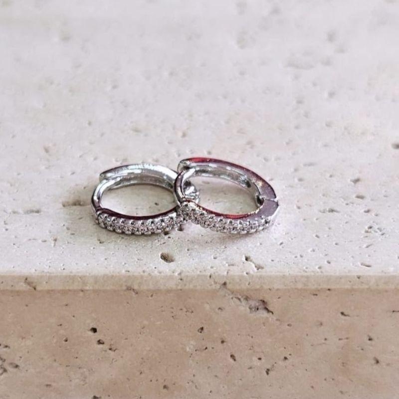 Brinco Argola Cravejada 1 Fileira