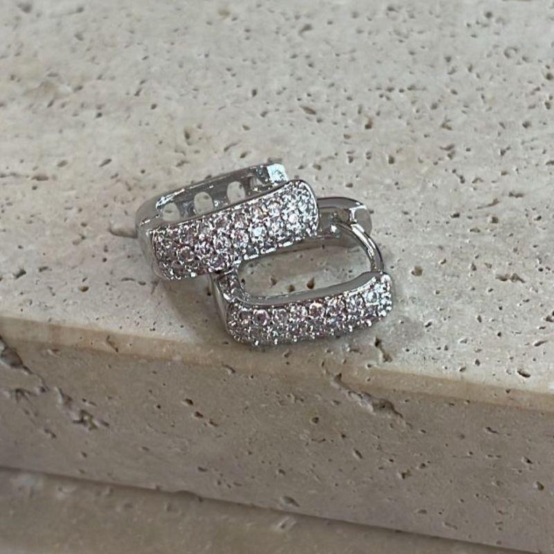 Brinco Argola Retangular Pequena Cravejada Grossa