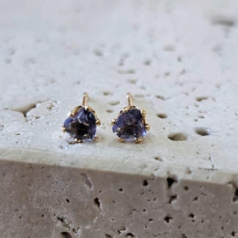 Brinco Coração Pedra Lilas Mini