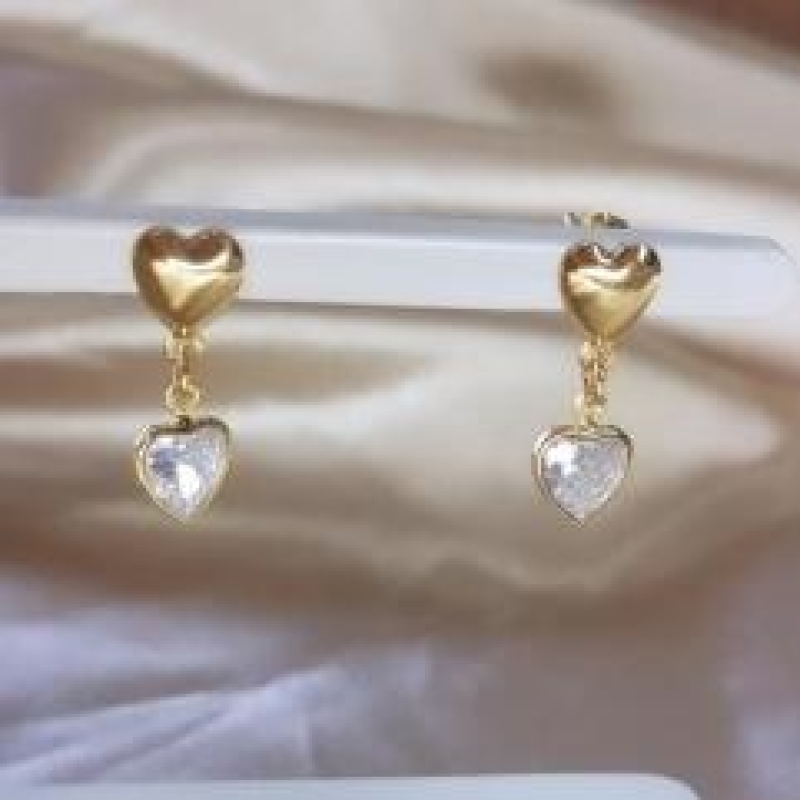 Brinco Coração Pendurado Infantil 