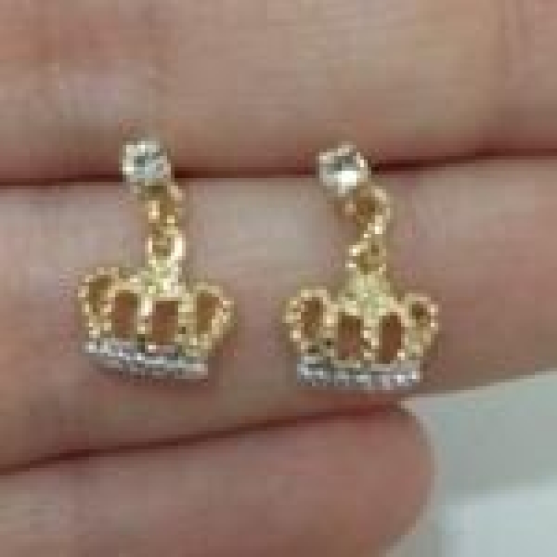 Brinco Coroa Pendurada