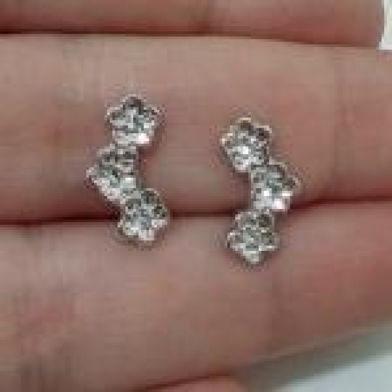 Brinco Ear Cuff Florzinhas Infantil R