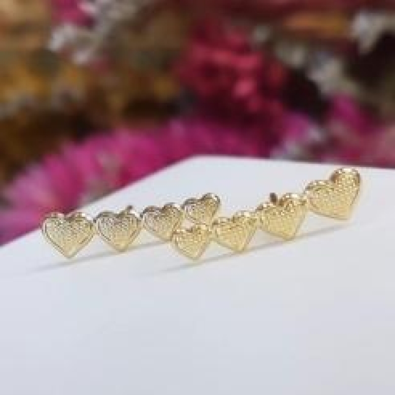 Brinco Ear Cuff Mini Corações