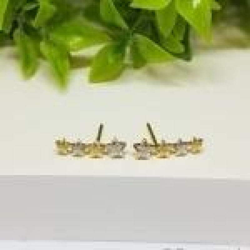 Brinco Ear Cuff Mini Estrelas com Aplique 