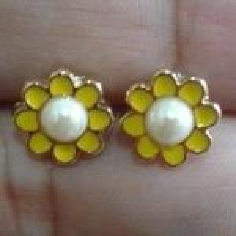 Brinco Infantil Girassol com Miolo de Perola