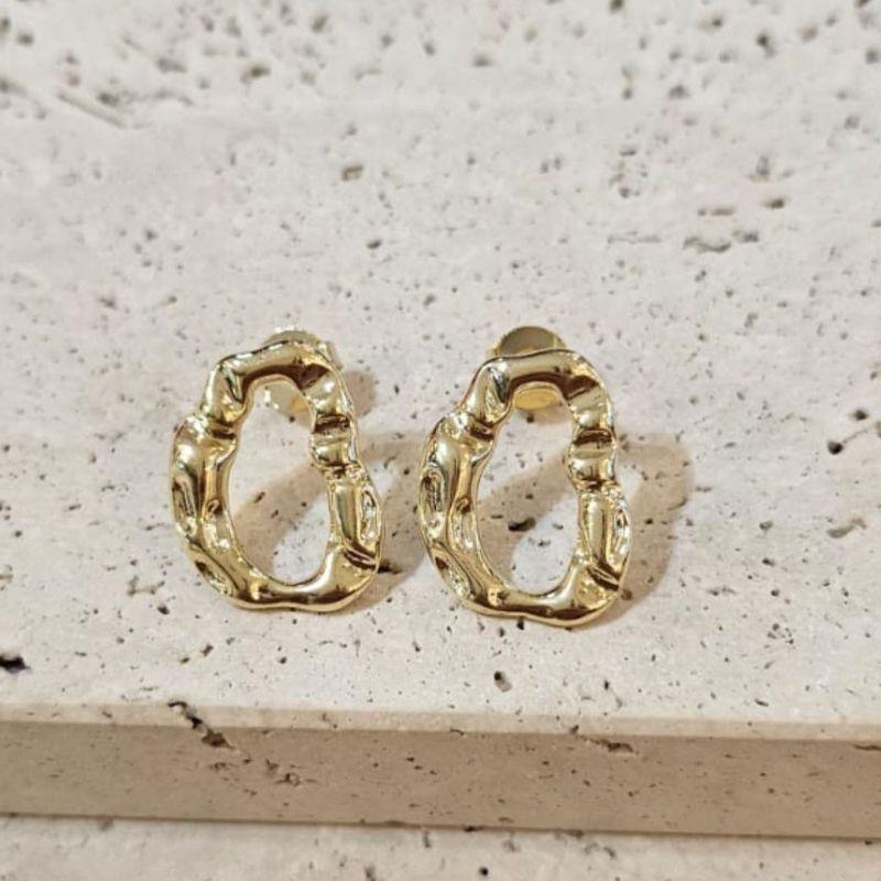 Brinco Oval Martelado Mini