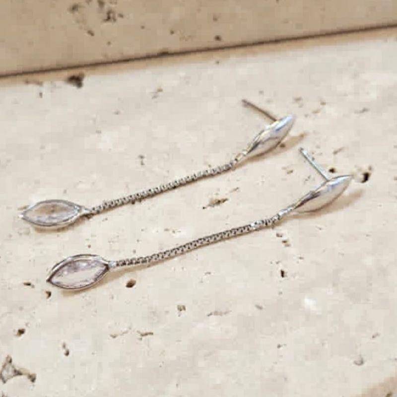 Brinco Pendente Ponto Luz