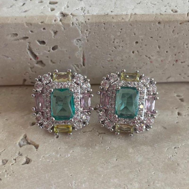 Brinco Retangular Candy Color Cravejado