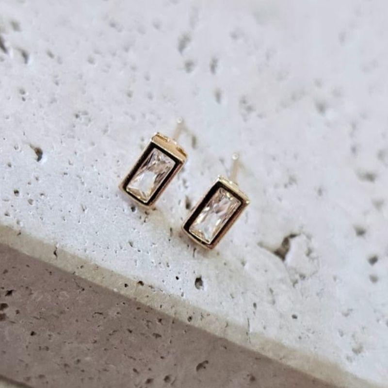 Brinco Retangulo Cristal Caixa