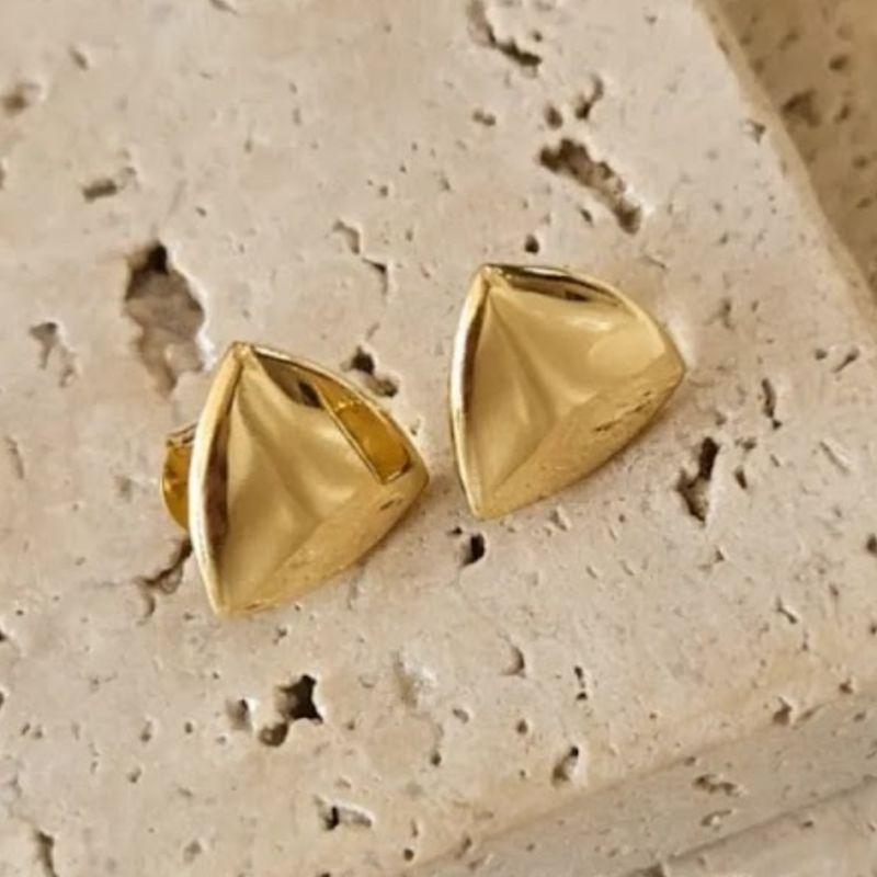 Brinco Triangulo Chapa