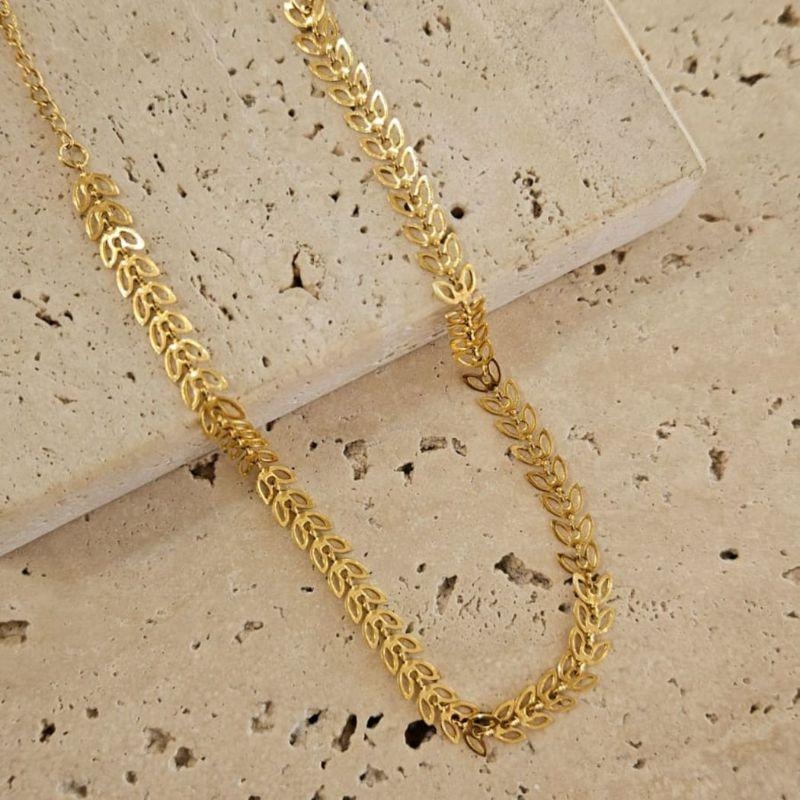 Choker Folhinha Vazada