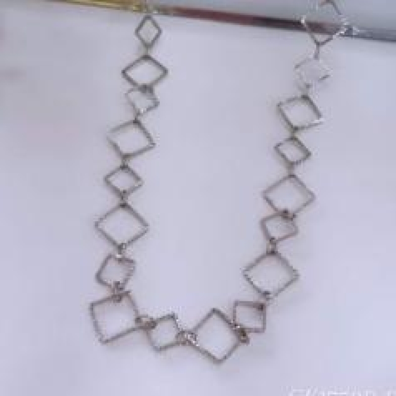 Choker Triangulos