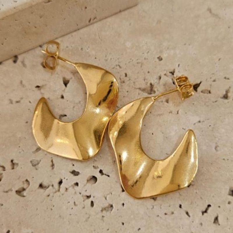 Brinco Argola Ondulada