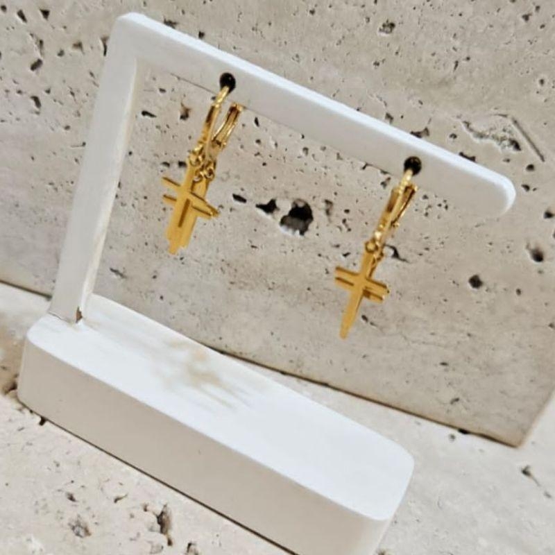 Brinco Argola Tripla Cruz