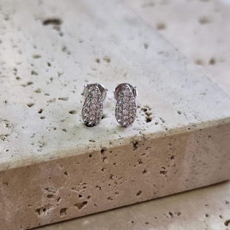 Brinco Gotinha Cravejada