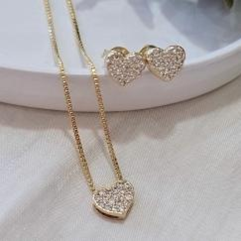 Conjunto Coração Central Cravejado 40cm