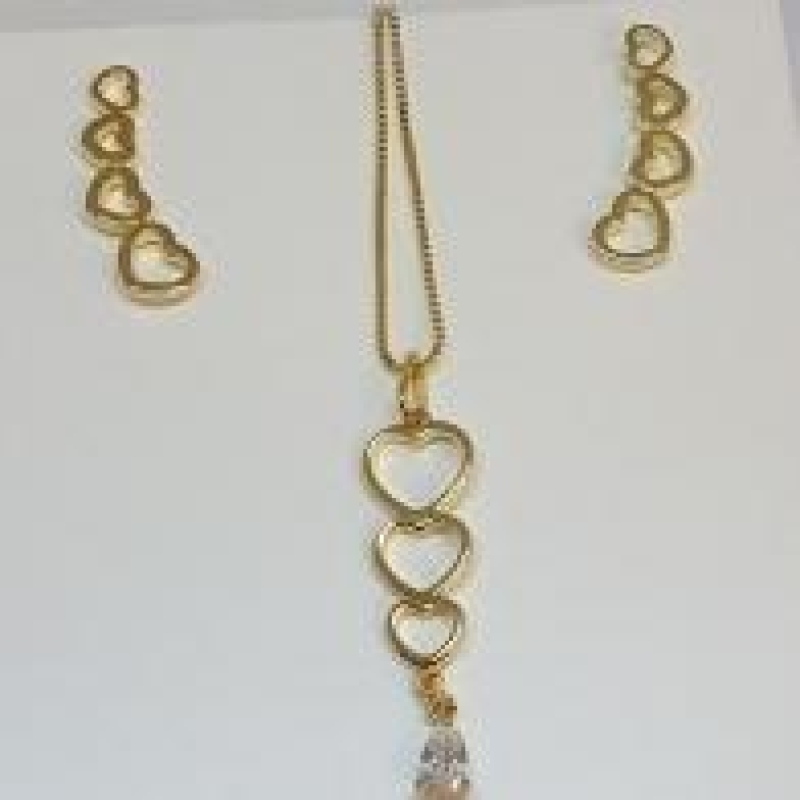 Conjunto Corações Vazado