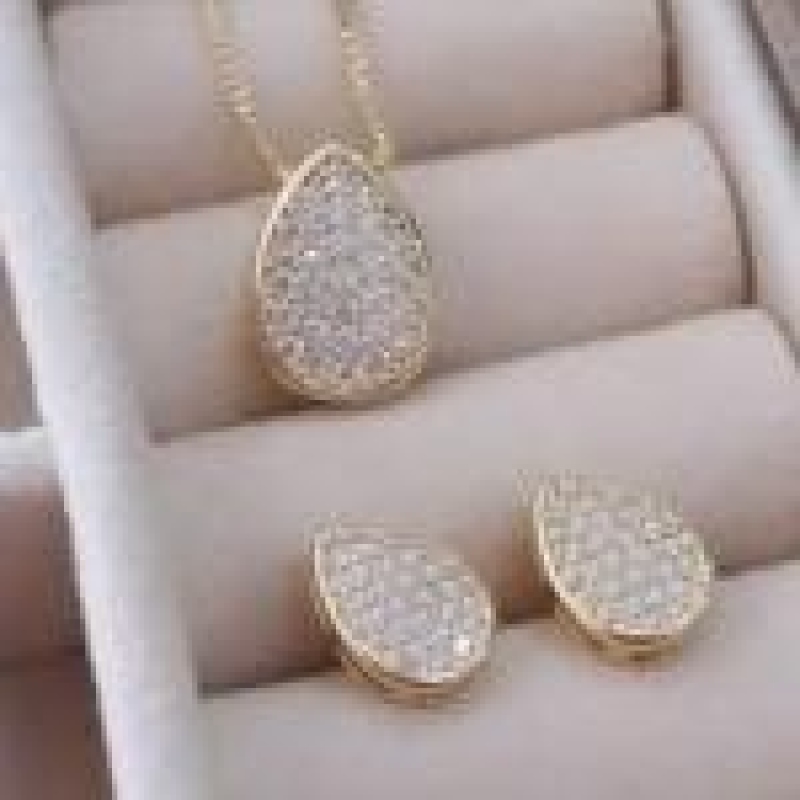 Conjunto Gota Cravejada