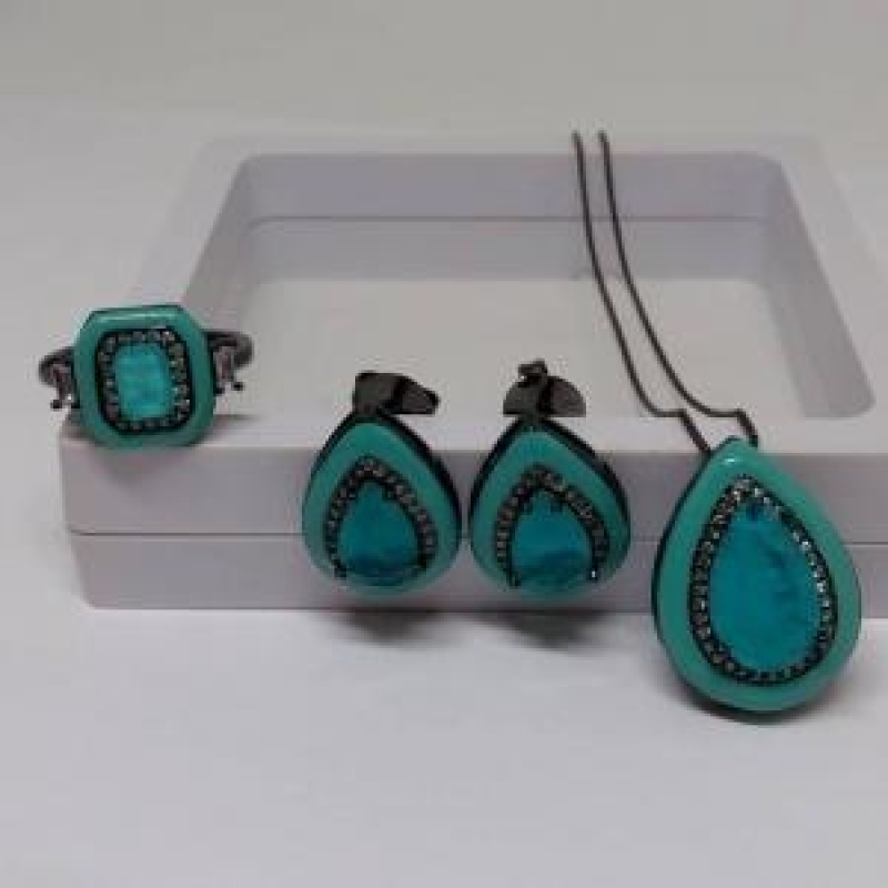 Conjunto Pedra Turmalina Cravejada Micro Zircônia