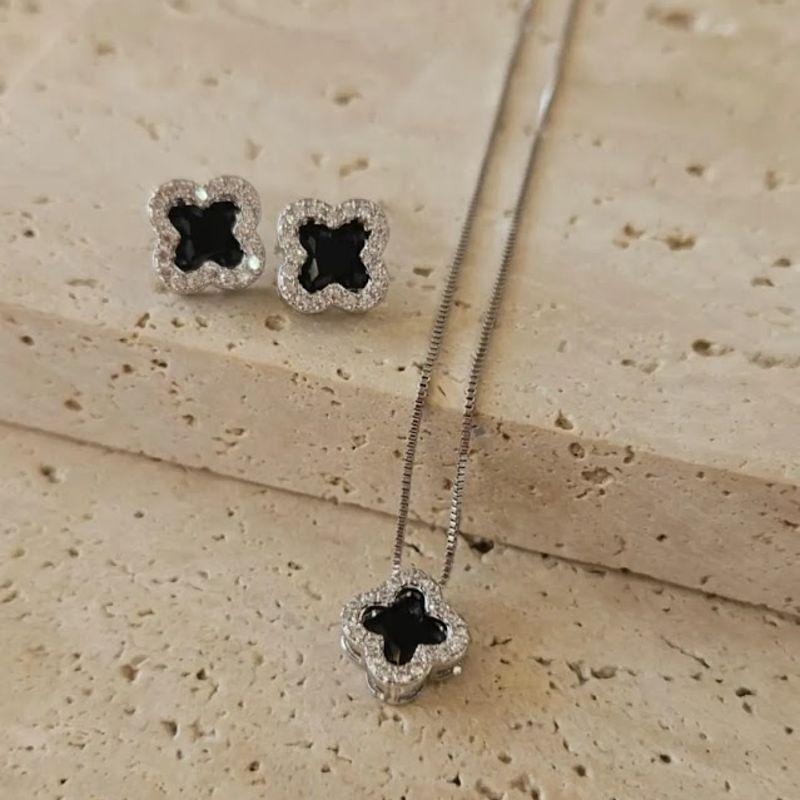 Conjunto Van Cleef Pedra Negra