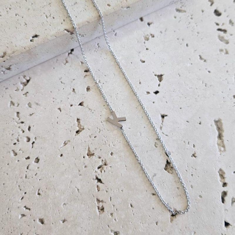 Gargantilha Letra K Tranversal 50cm