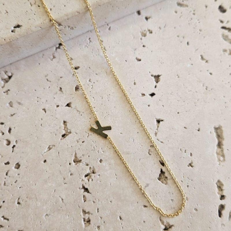 Gargantilha Letra K Tranversal 50cm