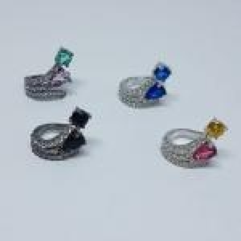 Piercing Cravejado com Pedra Colorida G