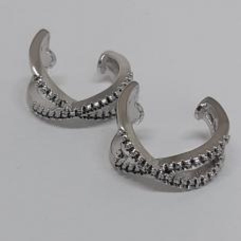 Piercing X Cravejado Zirconias Negras R