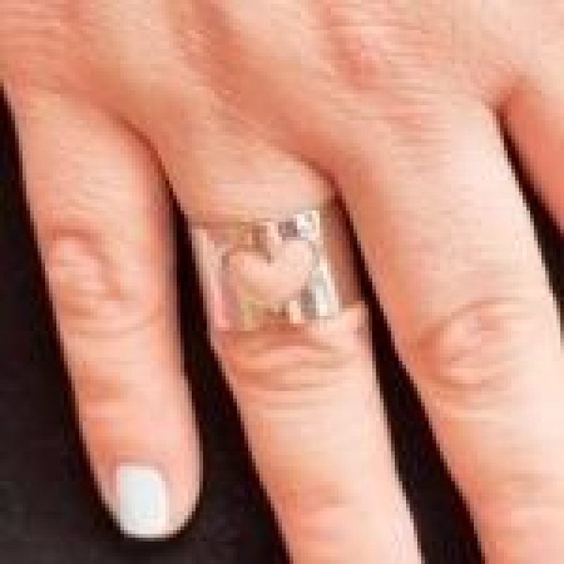 Anel Chapa Coração Vazado