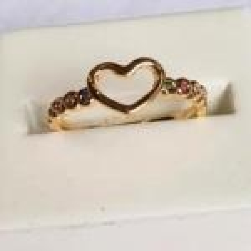 Anel Coração Vazado com Zircônia Colorida