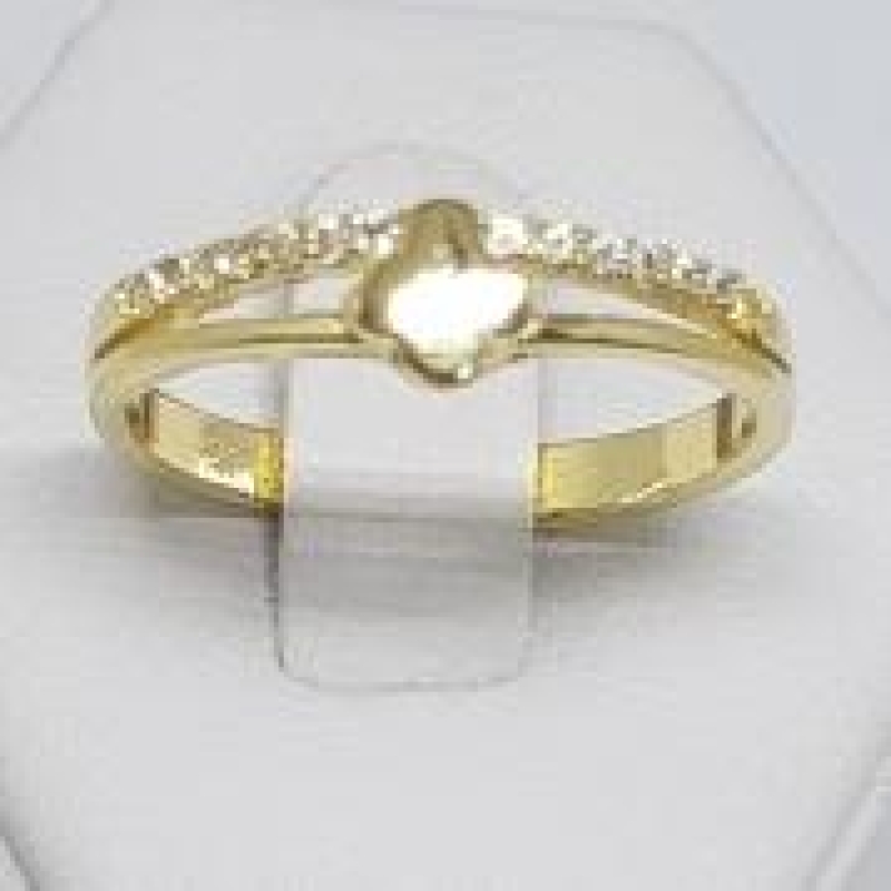 Anel Cravejado Zirconia com Cruz Arredondada