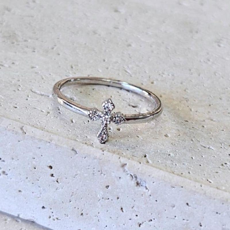 Anel Cruz Mini com Zirconia