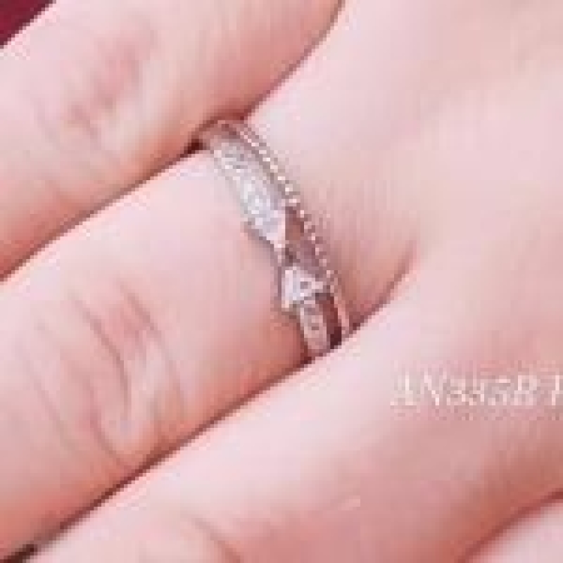 Anel Laço Navete Dupla