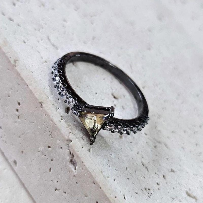 Anel Ponto de Luz Triangulo