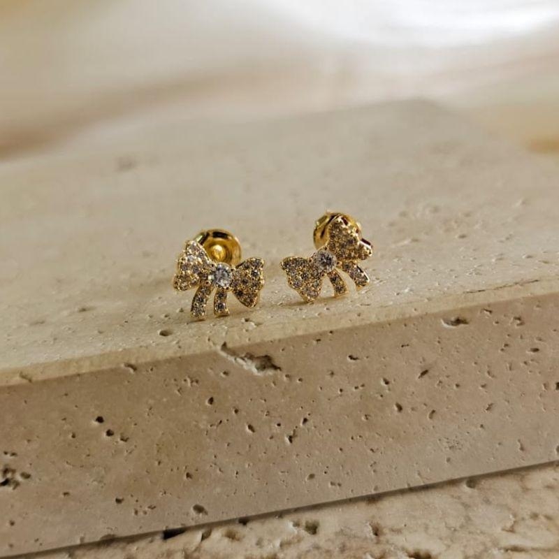 Brinco Lacinho Cravejado M