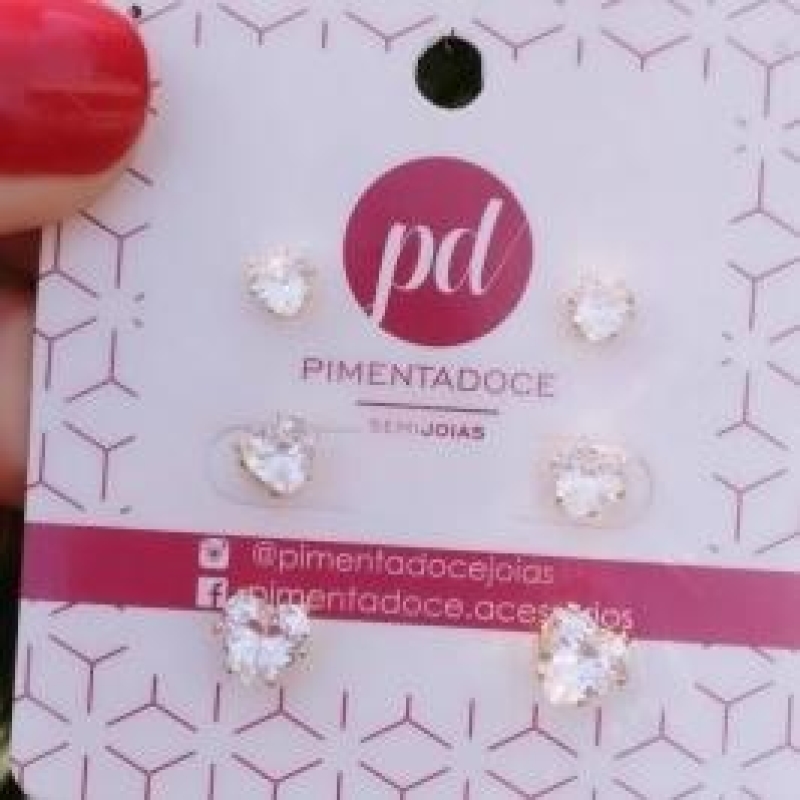 Brinco Trio Ponto de Luz Coração