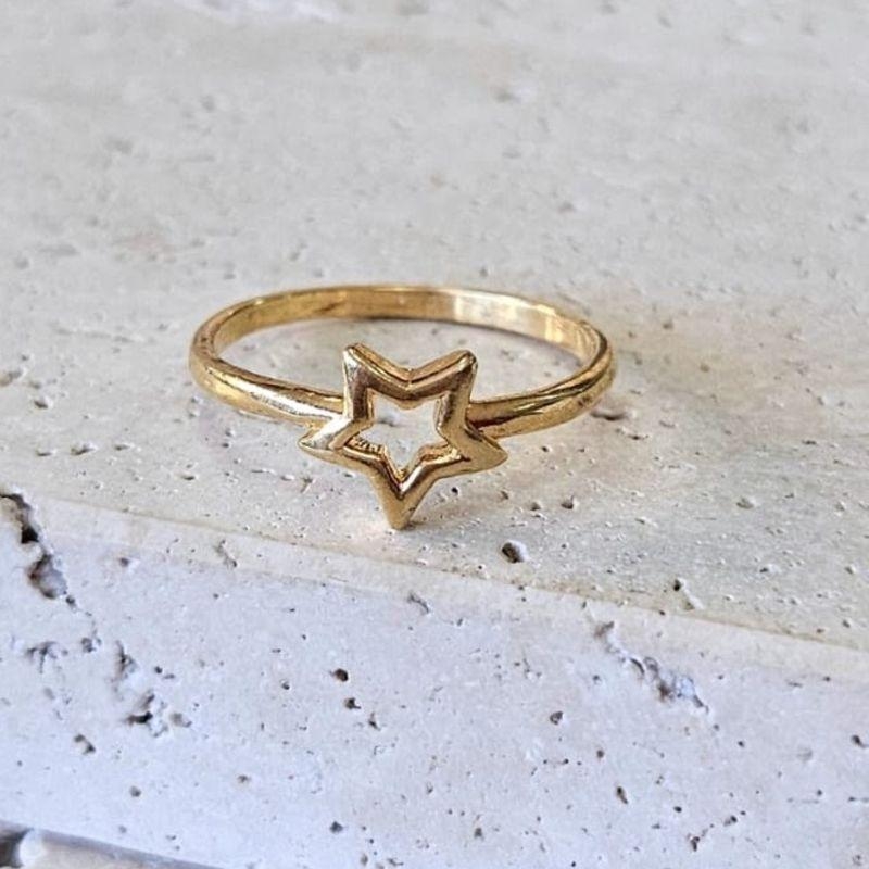 Anel Estrela Vazada