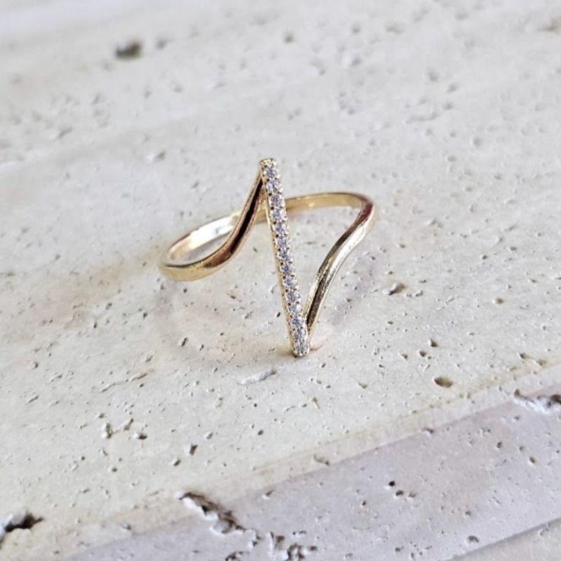 Anel Formato Z com Zirconias