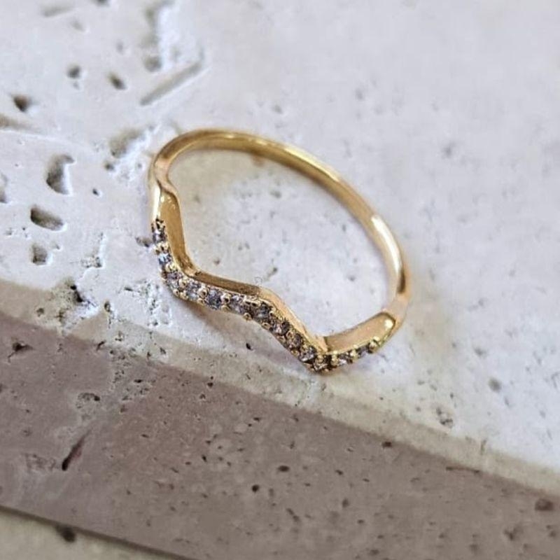 Anel Meia Aliança Zig Zag Cravejado