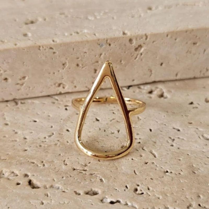 Anel Triangulo Vazado