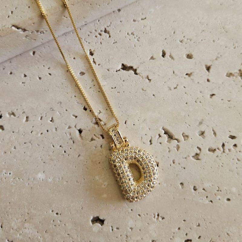 Gargantilha Inicial D Puffer Cravejada 45cm