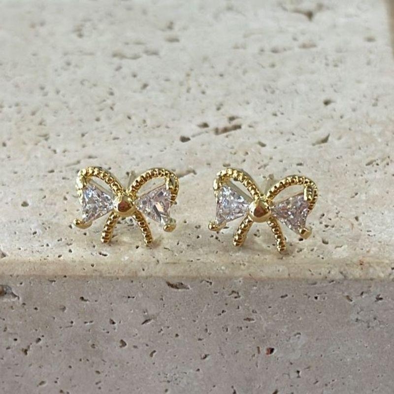 Brinco Lacinho Zirconia Cristal