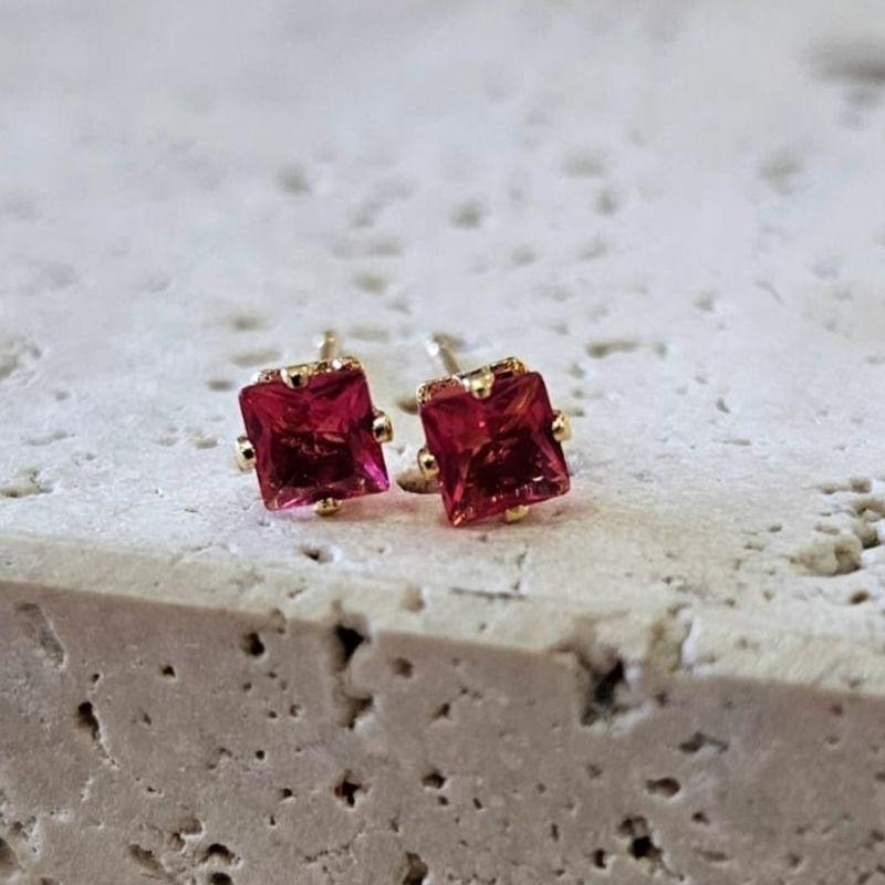 Brinco Quadrado Pedra Rosa Peq