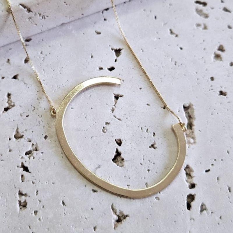 Gargantilha Inicial Inclinada C