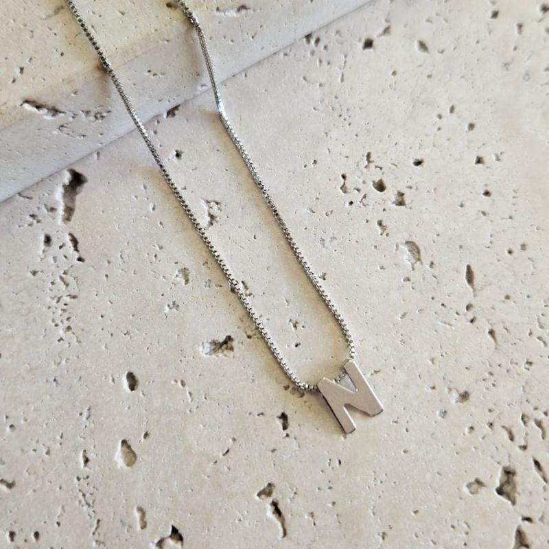 Gargantilha Letra N Mini 45cm