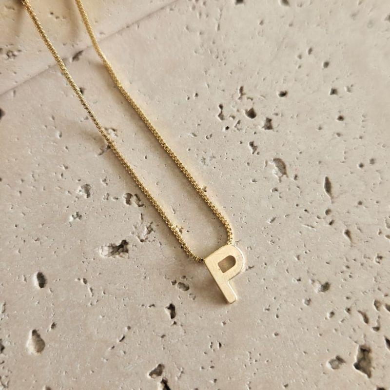 Gargantilha Letra P Mini 45cm