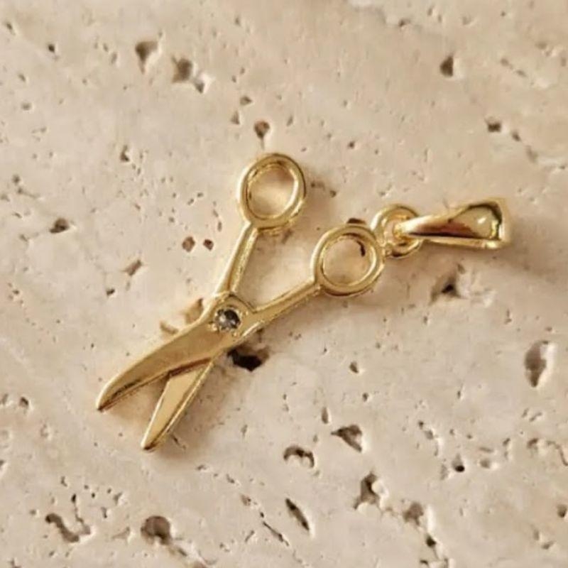 Pingente Tesoura (2,7x1,8cm)