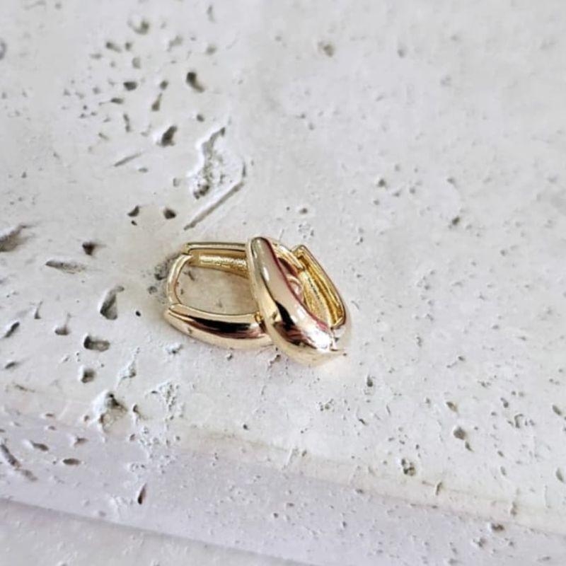 Argola Oval Clic Pequena