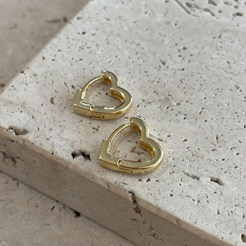 Brinco Argola Coração Liso Medio