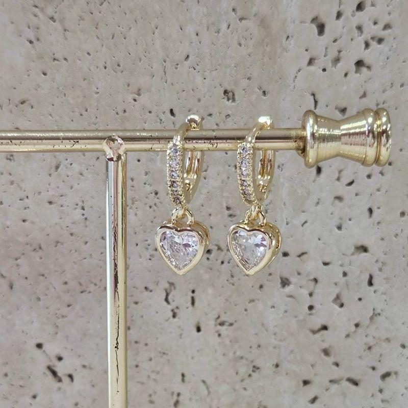 Brinco Argola Coração Pedra Pendurado